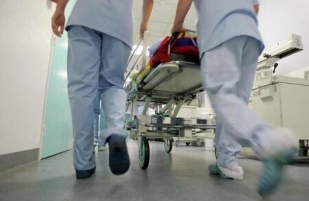 مرشحون "مكردعين" في اقتراع 7 اكتوبر ينقلون إلى المصحات بعد صدمتهم بنتائج الانتخابات