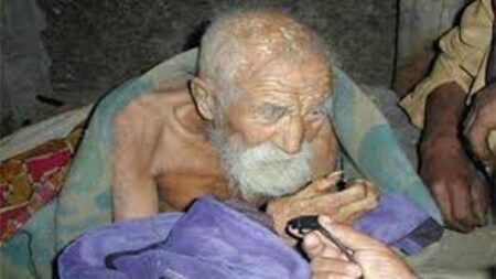 (+صورة)سيدة تحجز زوجها بإحدى غرف المنزل بحي بام بتراست بإنزكان (+صورة)سيدة تحجز زوجها بإحدى غرف المنزل بحي بام بتراست بإنزكان