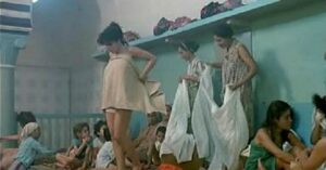 غريب:وكيل لائحة انتخابية يدفع ثمن “استحمام” 200 امرأة في حمام شعبي