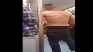 مشرمل محيح فالطرامواي شوفوا اش وقع ليه ..!!