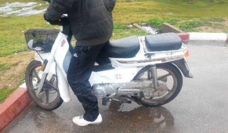 عصابة “C90” تعتدي بشكل شنيع بالسيوف على رجل أمن بأكادير وترسله إلى المستشفى في حالة خطيرة الجاكوار