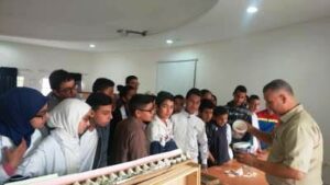 المديرية الاقليمية بسيدي افني تواكب  cop22   بتنظيم معرض اقليمي  للمنتوجات البيئية التربوية