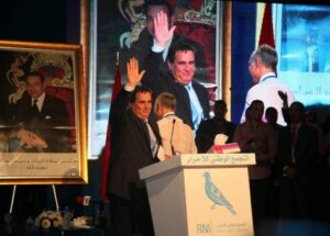 أخنوش رئيسا للأحرار ب1707 صوتا،والأخير يؤكد:سألتقي بنكيران، وعدوي هو البطالة و الفقر