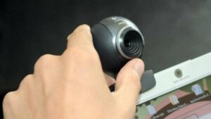 حقائق مثيرة في قضية المتهم بابتزاز خليجيين وأوروبيين و تصويرهم في أوضاع مخلة