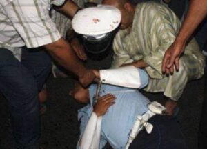 خطير:جانح يتحدى رصاص رجال الأمن ويطعن “بوليسي” بسكين ويلوذ بالفرار على طريقة الأفلام