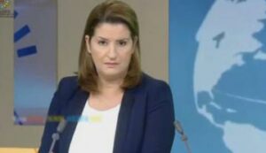 عطب تقني على الهواء مباشرة و ملامح الغضب على وجه مذيعة الأخبار المغربية