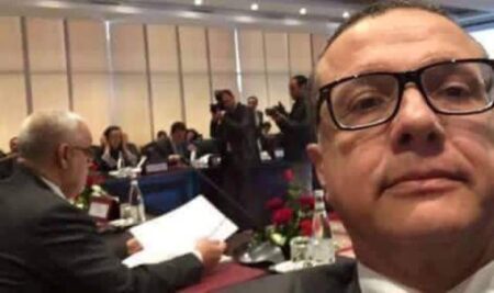 إجراءات جديدة لمكتب الصرف وعقوبات سجنية تنتظر مهربي الأموال إلى الخارج إجراءات جديدة لمكتب الصرف وعقوبات سجنية تنتظر مهربي الأموال إلى الخارج