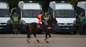 فرق أمنية خاصة لتأطير الجماهير  وتأمين الديربي البيضاوي بأكادير