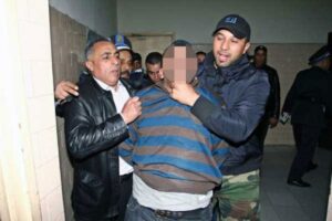 مثير:أمن تارودانت يوقف “بزناس” يروج المخدرات بين زبناء المقاهي