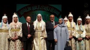 بنكيران يتأثر بانشودة الحضرة الشفشاونية