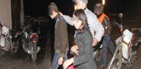 فضيحة:هذا ما وقع لشاب وفتاة قاصر تم ضبطهما يمارسان الجنس بتزنيت فضيحة:هذا ما وقع لشاب وفتاة قاصر تم ضبطهما يمارسان الجنس بتزنيت