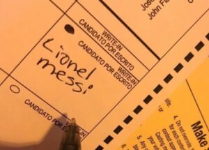 (+صورة)ناخب يصوت لـ “ميسي” في الانتخابات الأمريكية