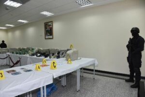 إف بي أي يكشف تفاصيل مثيرة عن إحباط أكبر عملية تهريب للكوكايين التي تم حجزها بالداخلة