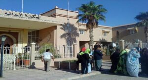 مواطنة بلجيكية تؤجل اعتصامها أمام محكمة تيزنيت