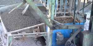 فاجعة:آلة لصناعة الياجور تبتلع عاملا وتحول جسده إلى أشلاء