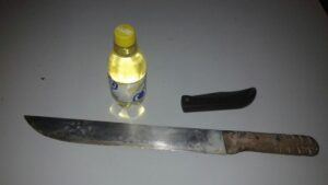 خطير بالصورة:توقيف “کريسون” بعد محاولته إضرام النار في مراقب محطة