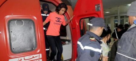 بالصور والفيديو:إصابات وجروح نزيلات دار الفتيات بعد محاولة تمرد وفرار جماعي وهذا ما وقع بالصور والفيديو:إصابات وجروح نزيلات دار الفتيات بعد محاولة تمرد وفرار جماعي وهذا ما وقع