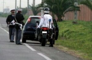 درك اكادير يوقف سيارة مشبوهة، والتحقيق يكشف عن مفاجآت كبيرة