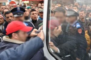عااجل بالصورة:في أقل من 24 ساعة الشرطة القضائية لأيت ملول تنجح في القبض على جاني جريمة قتل التي راح ضحيتها شخصان بأيت ملول 12 1 244