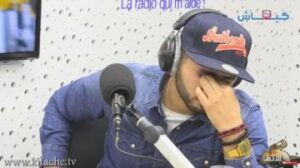 أمينوكس يجهش بالبكاء في قفص الاتهام