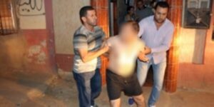 عشيق أم لثلاثة أبناء استغل غياب زوج خليلته وناب عنه في فراش الزوجية لمدة تفوق 15 يوما