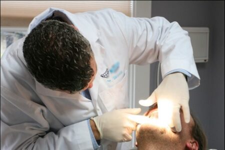 دراسة:أمراض اللثة قد تصيب الرجال بالضعف الجنسي دراسة:أمراض اللثة قد تصيب الرجال بالضعف الجنسي
