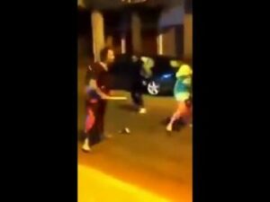 فيديو نادر للحسن الثاني ب “الشورت” مع أوفقير وبنبركة