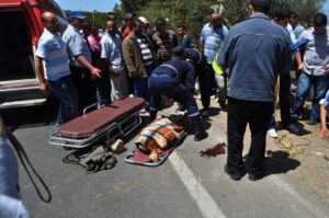 مأساة طرقية في ذكرى المولد النبوي تودي بحياة محام وإصابة 6 آخرين بجروح خطيرة