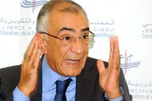 عزيمان:التدريس بالسلك الإعدادي سيكون بالفرنسية