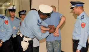 أمن المطار يعتقل ثلاثينيا بسبب تأشيرة مزورة