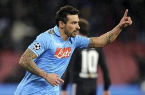 هذا هو لاعب كرة القدم الأعلى أجرا في العالم