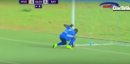 +فيديو:لاعب يمارس الشعوذة ويسجل هدفا رائعا،والجامعة تسن عقوبات