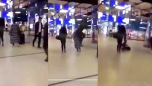 +فيديو صادم:سيدة محجبة تتعرض لاعتداء شنيع وسط مركز تجاري