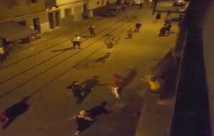 هجوم بقنينات الخمر والحجارة على إعدادية بأكادير، وسط استنكار التلاميذ والأطر التربوية بالمؤسسة