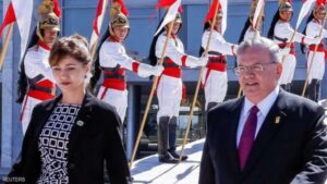 السفير اليوناني يذهب ضحية “جريمة عاطفية” دبرتها زوجته على يد عشيقها