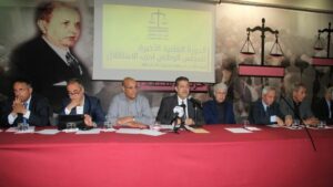 +صور: شباط ينفجر بالبكاء، ويقول:سندعم حكومة بنكيران دون أن أشارك فيها