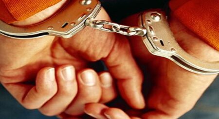 أكادير : التحقيقات مع عصابة خطيرة بأكادير يفجر فضيحة مدوية بطلها صاحب صفحة فايسبوكية معروفة بالمدينة أكادير : التحقيقات مع عصابة خطيرة بأكادير يفجر فضيحة مدوية بطلها صاحب صفحة فايسبوكية معروفة بالمدينة
