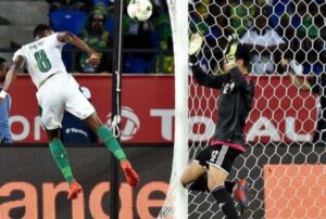 نجم المنتخب الإيفواري يعتزل اللعب دوليا بعد تأهل المنتخب المغربي