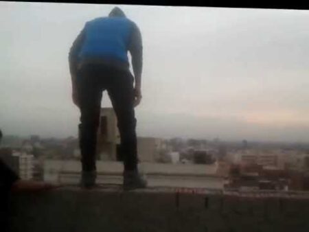 نهاية مأساوية للشاب الذي صاح من داخل المسجد ''أنا المهدي المنتظر'' بعد قيامه بفعل جنوني