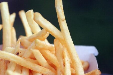 طهي البطاطس والخبز في حرارة مرتفعة يسبب السرطان