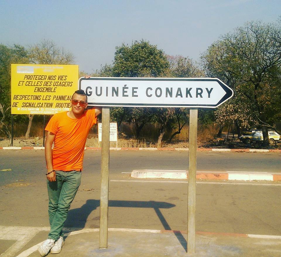 بعد شفائه من الملاياريا  : الرحالة ياسر ابن هوارة يواصل مسيرته إلى غينيا