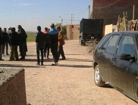 سكان يحاصرون “فقيها” داخل منزل متزوجة بشيشاوة سكان يحاصرون "فقيها" داخل منزل متزوجة بشيشاوة