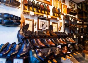 محاولة سرقة حذاء تكلف مغربيا الحبس 24 شهرا