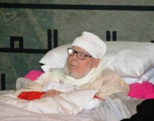 عاجل:الزعيم الروحي للبودشيشيين الشيخ حمزة يلتحق بالرفيق الأعلى عن عمر يناهز 95 سنة