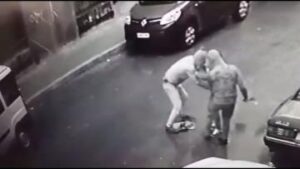 بهذه الطريقة البشعة تعرض تلميذ ل”الكريساج” والسرقة في واضحة النهار