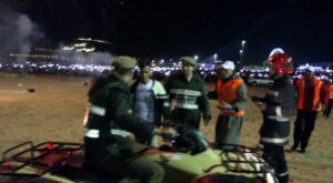 +فيديو:بوليس أكادير يوقف شابا في “البوناني”،حاول إفساد فرحة الأكادريين