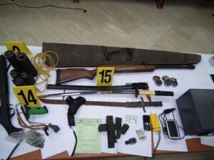 عاجل:حجز أسلحة خطيرة و متفجرات لدى شبكة إرهابية قرب المحطة الطرقية