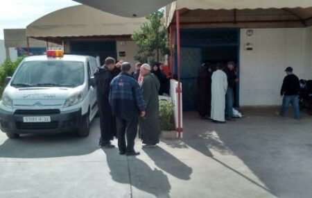 جثت ضحايا “محرقة حافلة أكادير” تسلم إلى ذويها وسط إجراءات أمنية مشددة جثت ضحايا "محرقة حافلة أكادير" تسلم إلى ذويها وسط إجراءات أمنية مشددة