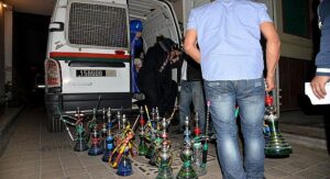 الأمن يشن الحرب على مقاهي “الشيشة” بأحياء اكادير