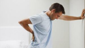 آلام عادية..لكن تجاهلها قد يخفي أمراضا خطيرة!